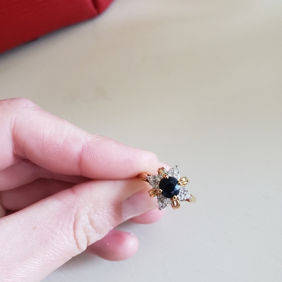 Costume Black Onyx and Diamond Gold Tone - Picture 3 of 5